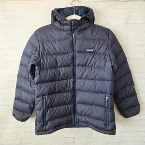 Patagonia Boys Hi-Loft Down Sweater Hoody Coat Size XXL 16 - 18 Navy Blue Puffer